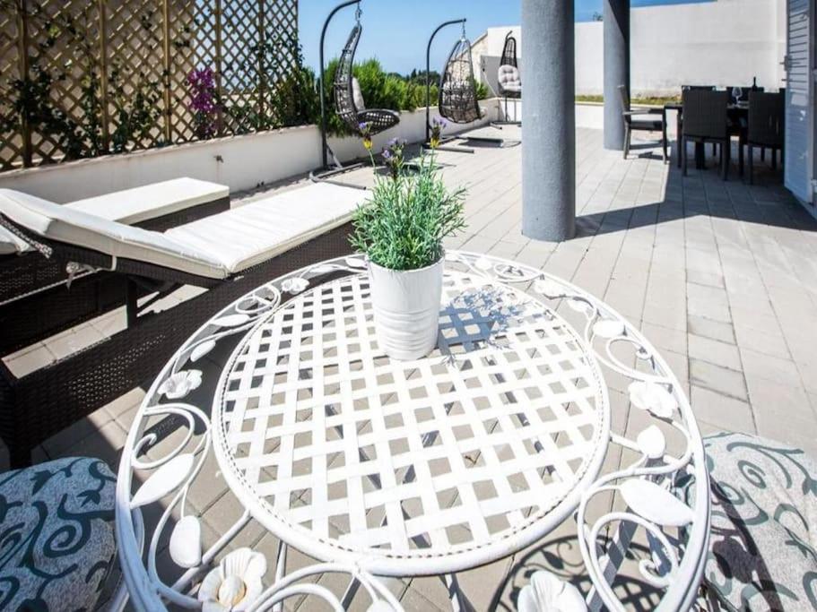 Bleu Villa - Three Bedroom Villa With Balcony And City View ดูบรอฟนิก ภายนอก รูปภาพ