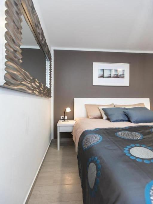 Bleu Villa - Three Bedroom Villa With Balcony And City View ดูบรอฟนิก ภายนอก รูปภาพ