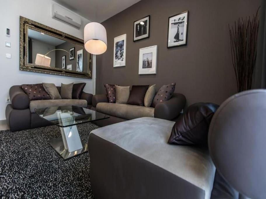 Bleu Villa - Three Bedroom Villa With Balcony And City View ดูบรอฟนิก ภายนอก รูปภาพ