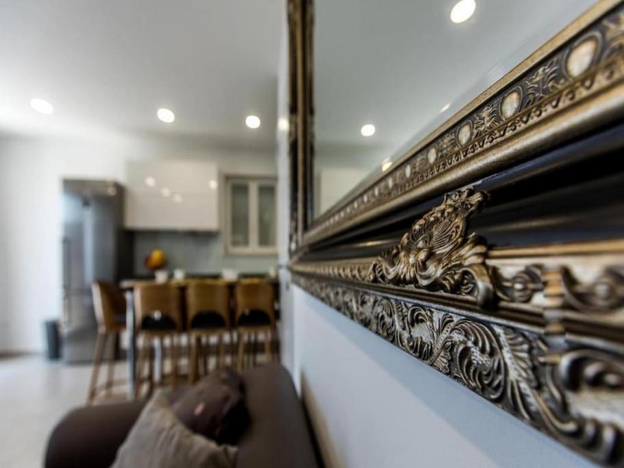 Bleu Villa - Three Bedroom Villa With Balcony And City View ดูบรอฟนิก ภายนอก รูปภาพ